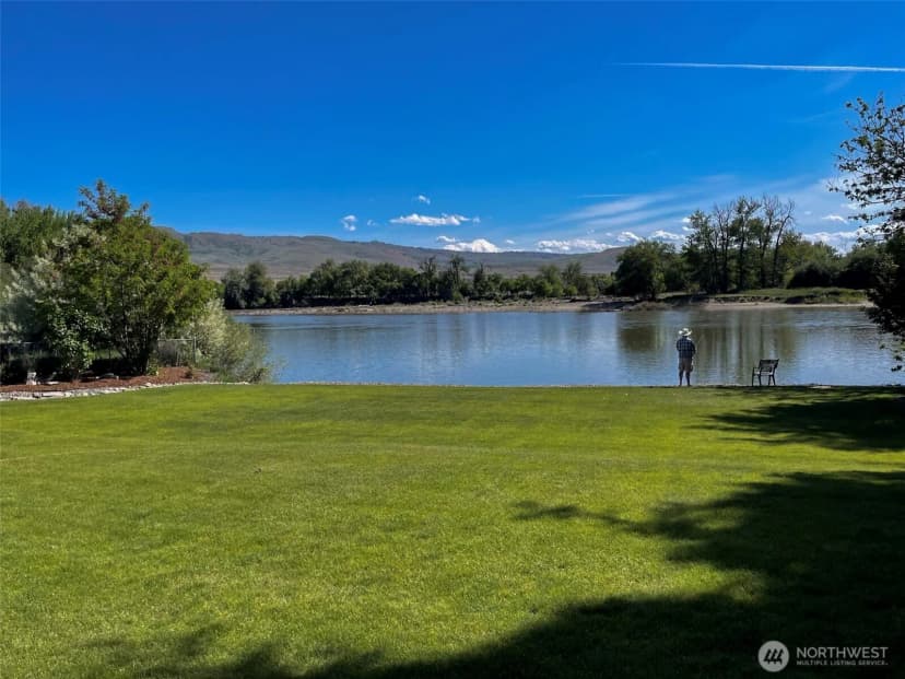 Property photo for 725 Okoma Drive, Omak photo 40