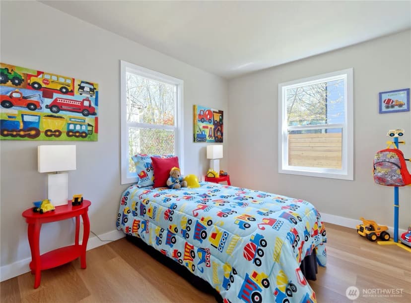 Property photo for 4832 25th Avenue Sw, Seattle photo 13