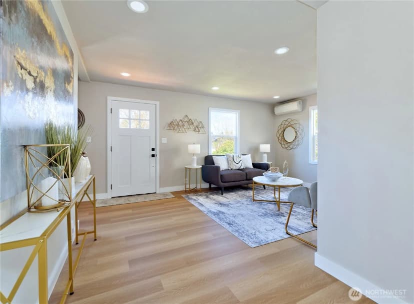 Property photo for 4832 25th Avenue Sw, Seattle photo 6