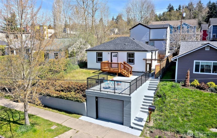 Property photo for 4832 25th Avenue Sw, Seattle photo 22
