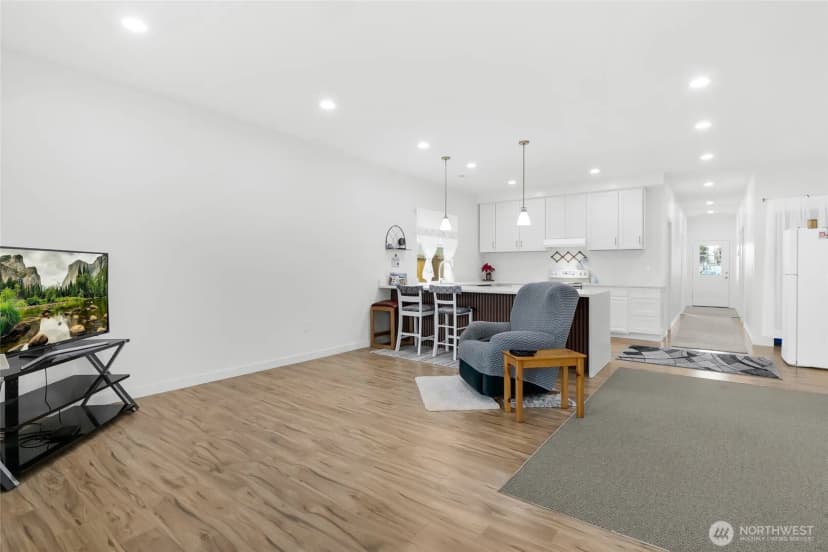 Property photo for 423 2nd Avenue Se, Soap Lake photo 12