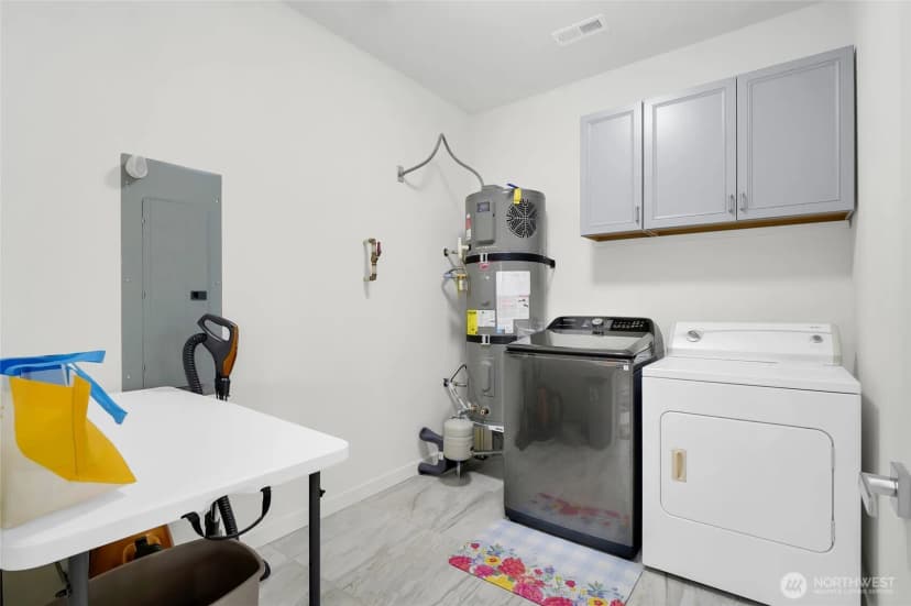Property photo for 423 2nd Avenue Se, Soap Lake photo 30