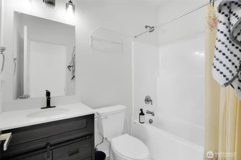 Property photo for 423 2nd Avenue Se, Soap Lake photo 28