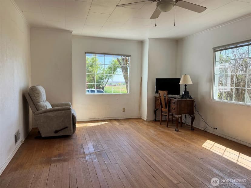 Property photo for 39500 Sr 21 N, Wilbur photo 27