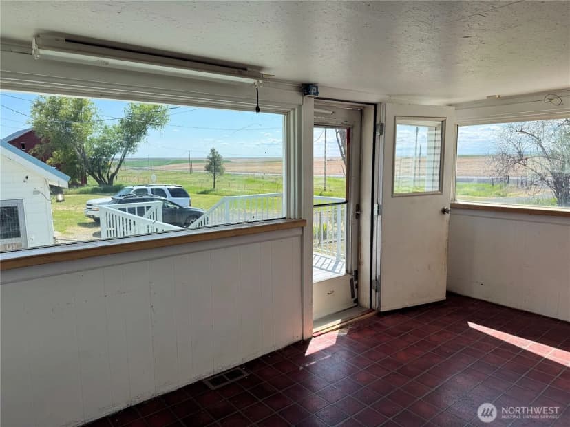 Property photo for 39500 Sr 21 N, Wilbur photo 21