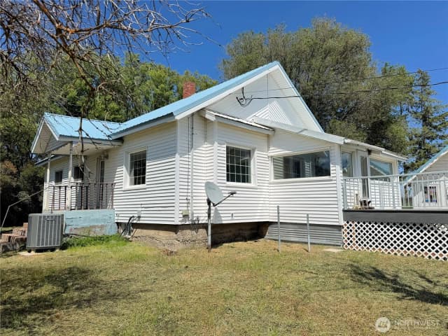 Property photo for 39500 Sr 21 N, Wilbur