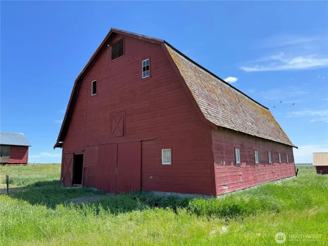 Property photo for 39500 Sr 21 N, Wilbur photo 3