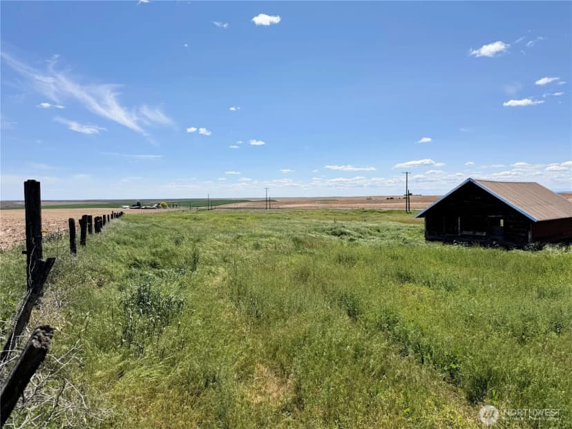 Property photo for 39500 Sr 21 N, Wilbur photo 13