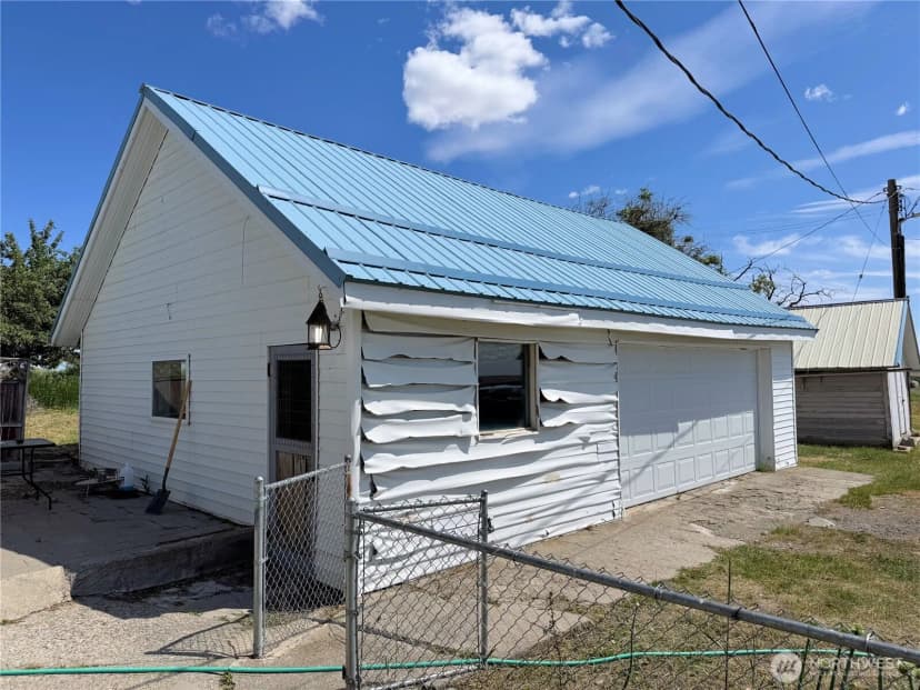 Property photo for 39500 Sr 21 N, Wilbur photo 35