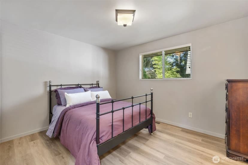 Property photo for 14225 104th Avenue Ne, Kirkland photo 11
