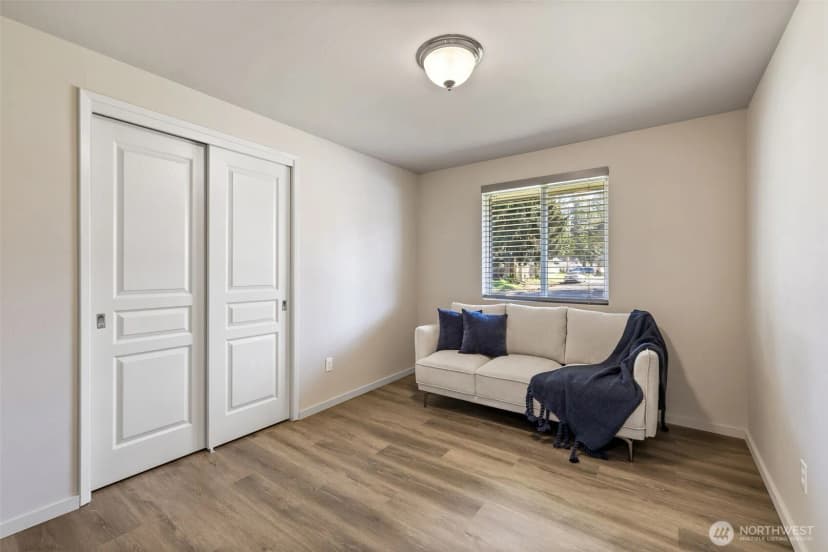 Property photo for 14225 104th Avenue Ne, Kirkland photo 15