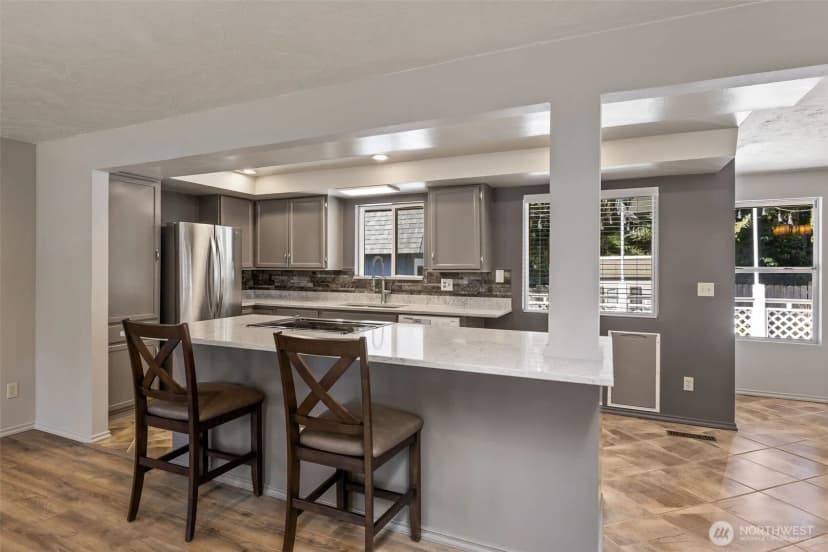 Property photo for 14225 104th Avenue Ne, Kirkland photo 6