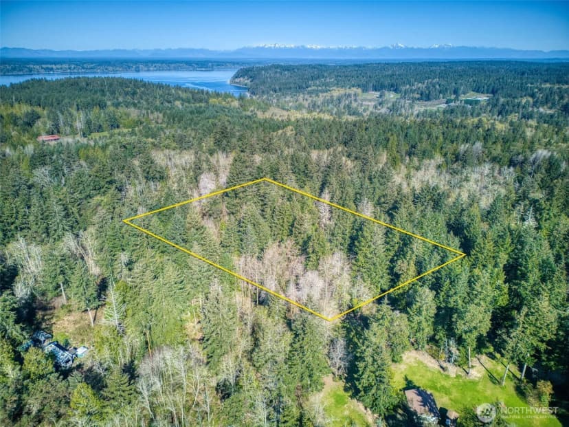 Property photo for 0 Whiteman Road Sw, Lakebay photo 2