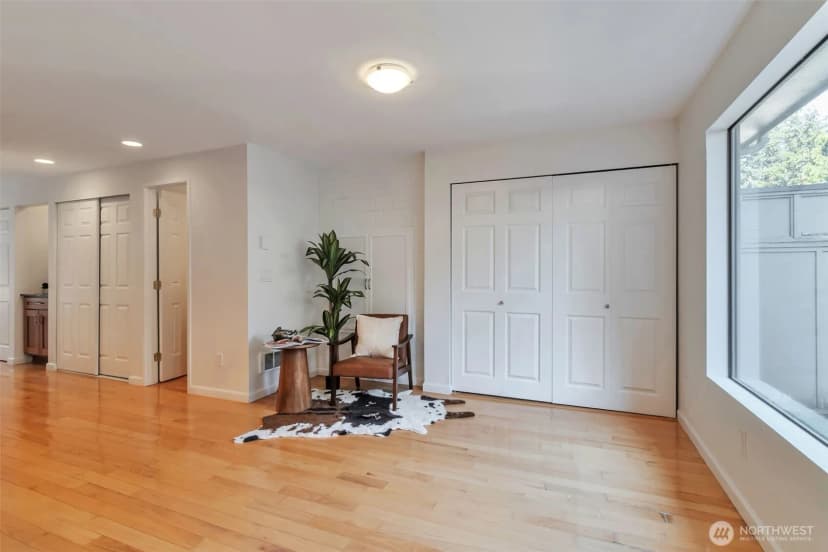 Property photo for 1035 156th Avenue Ne #29, Bellevue photo 9