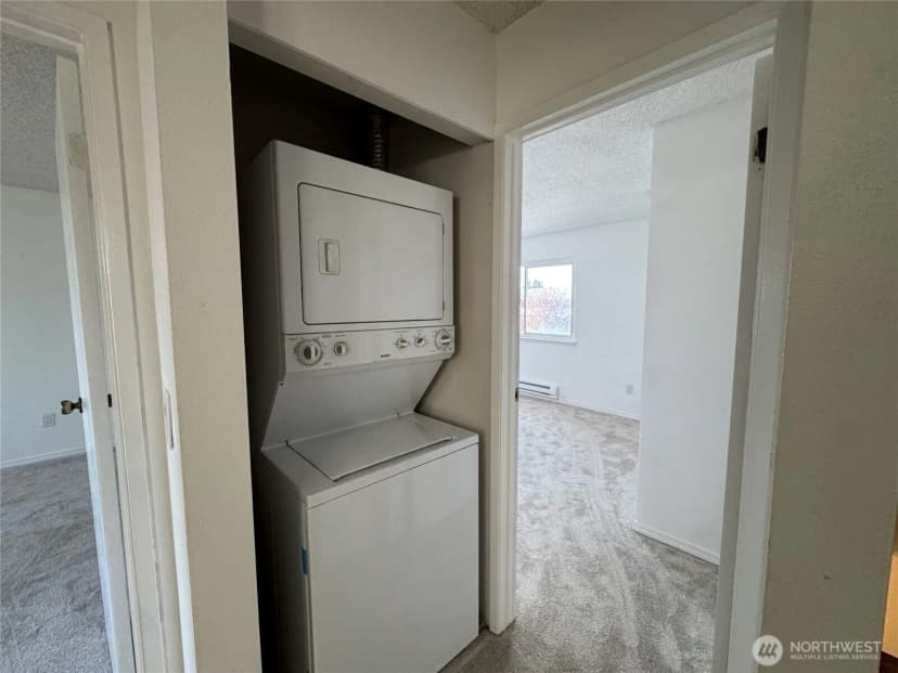 Property photo for 8823 Holly Drive #h204, Everett photo 18