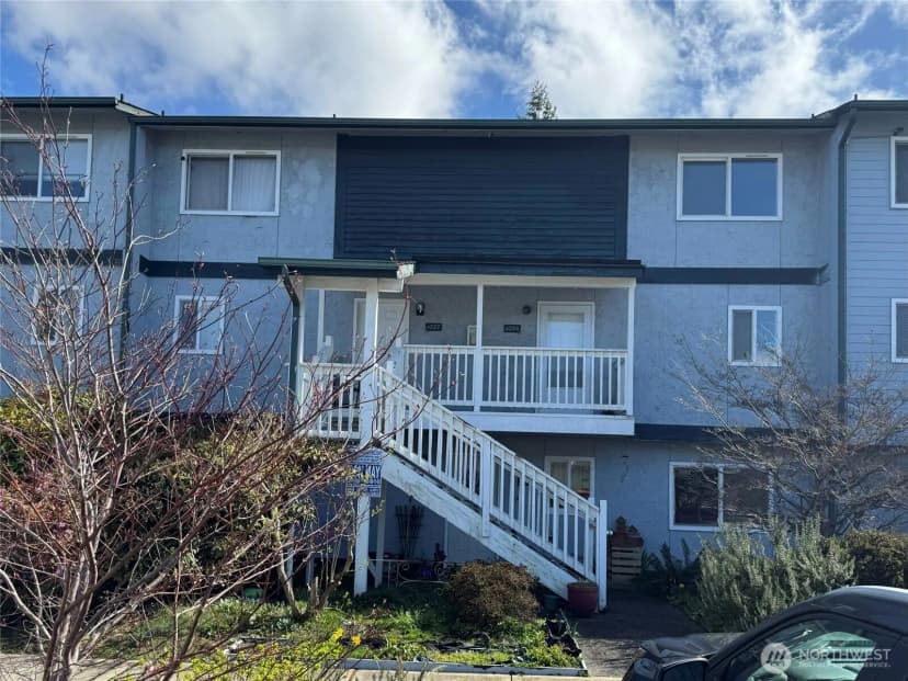Property photo for 8823 Holly Drive #h204, Everett photo 21