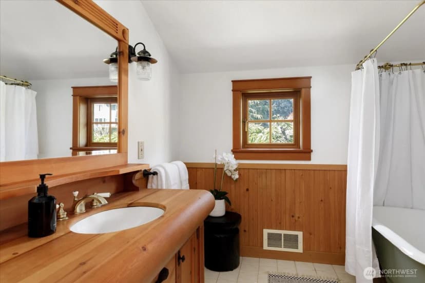Property photo for 195 Perry Drive, Coupeville photo 20