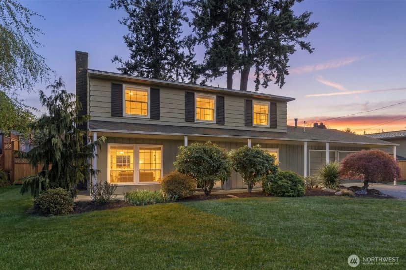 Property photo for 17154 Ne 5th Street, Bellevue photo 2