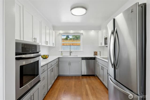 Property photo for 17154 Ne 5th Street, Bellevue photo 5
