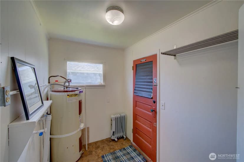Property photo for 106 5th Street Se, Long Beach photo 16