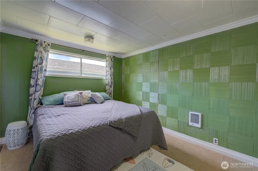Property photo for 106 5th Street Se, Long Beach photo 19