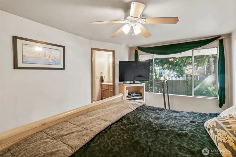 Property photo for 1031 Sw 350th Place, Federal Way photo 18