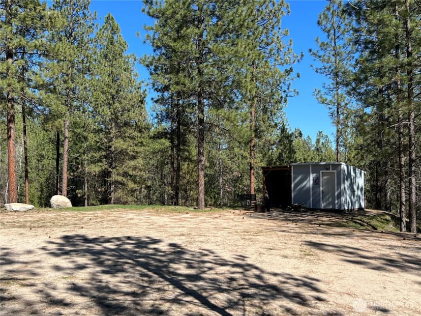 Property photo for 1069 B Kitt Narcisse Road, Colville photo 22