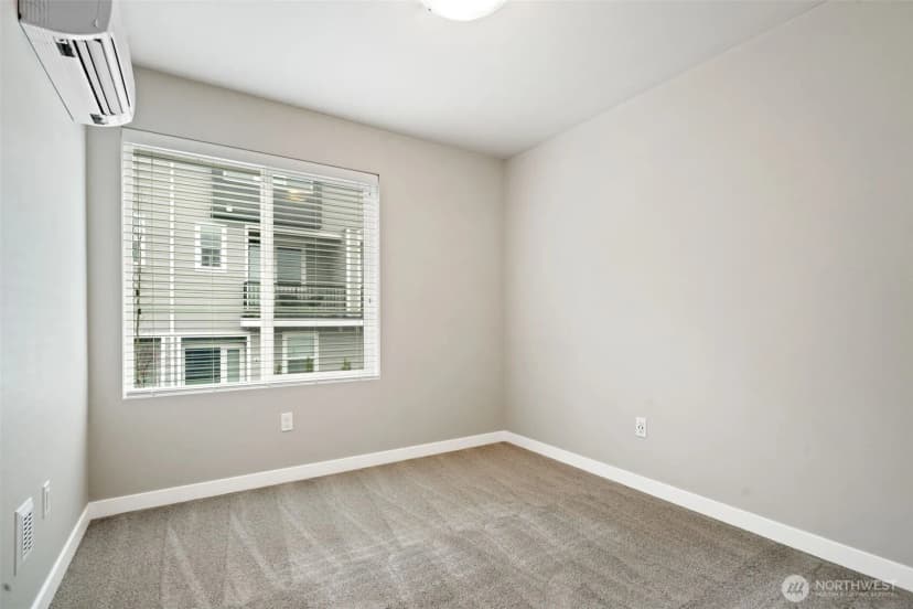 Property photo for 18829 67th Drive Ne #6, Kenmore photo 24