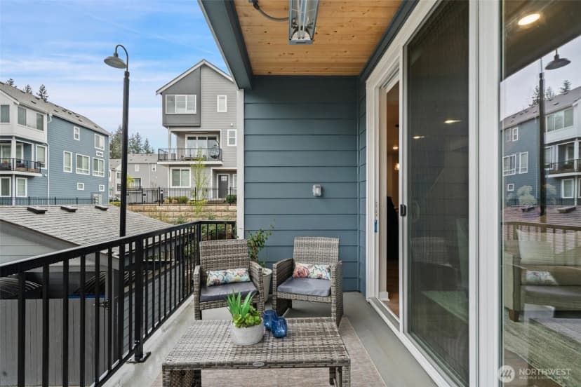 Property photo for 18829 67th Drive Ne #6, Kenmore photo 16