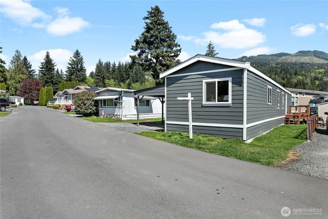 Property photo for 921 Autumn Lane #243, Bellingham photo 3