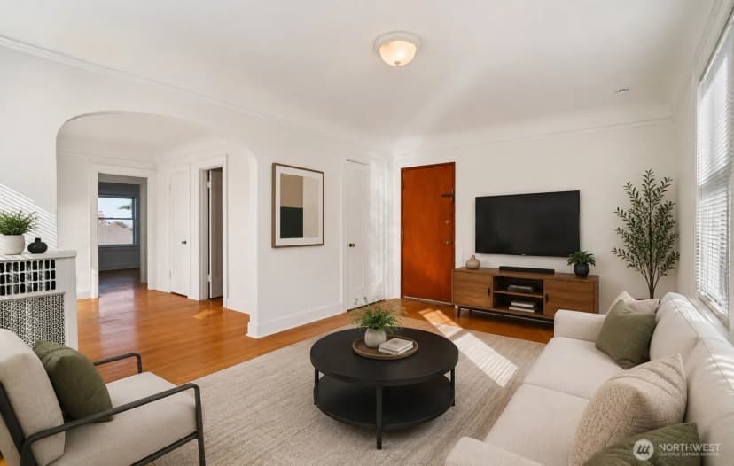 Property photo for 315 12th Avenue E, Seattle photo 6