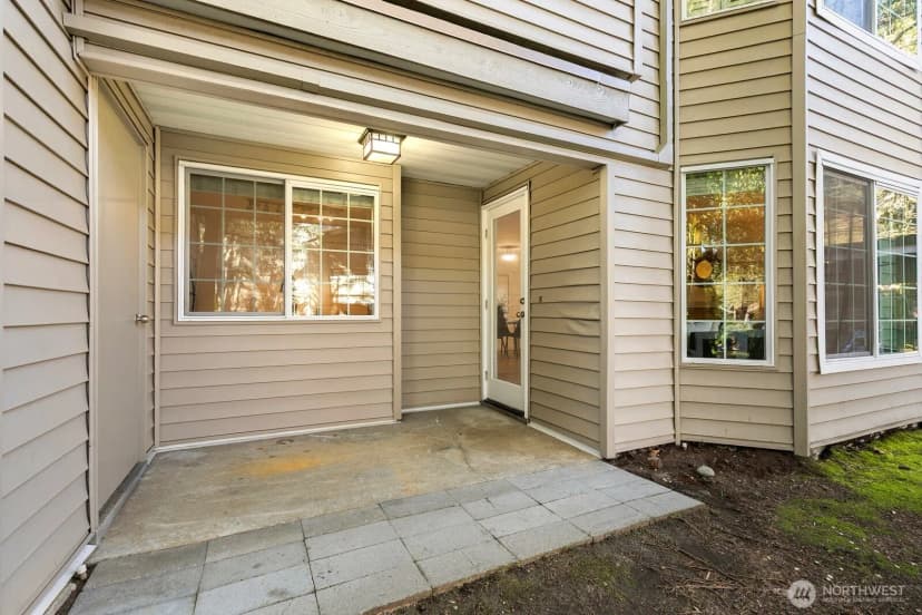 Property photo for 10022 Ne 120th Lane #g101, Kirkland photo 20