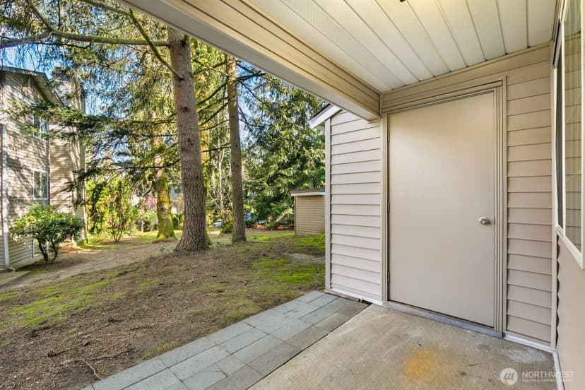 Property photo for 10022 Ne 120th Lane #g101, Kirkland photo 19