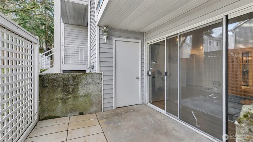 Property photo for 4106 Factoria Boulevard Se #c111, Bellevue photo 20