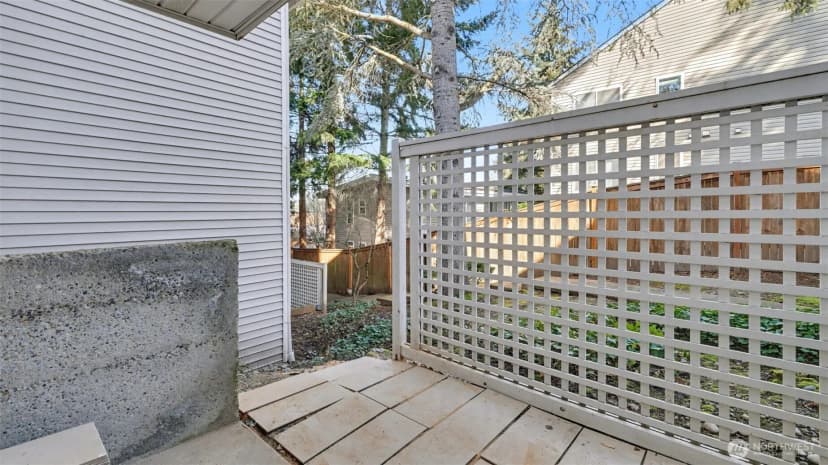 Property photo for 4106 Factoria Boulevard Se #c111, Bellevue photo 21