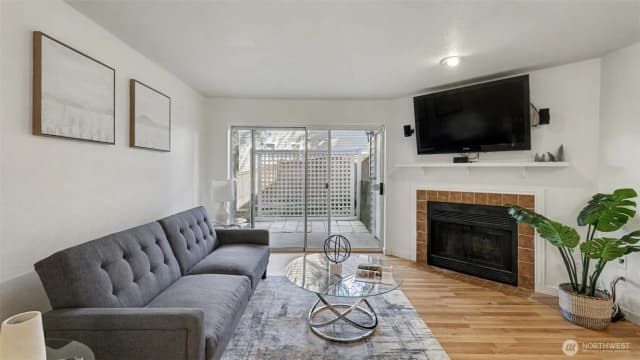 Property photo for 4106 Factoria Boulevard Se #c111, Bellevue