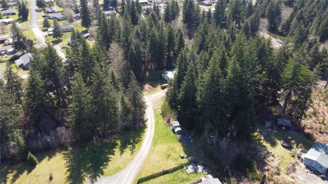 Property photo for 746 Trillium Avenue, Forks photo 2