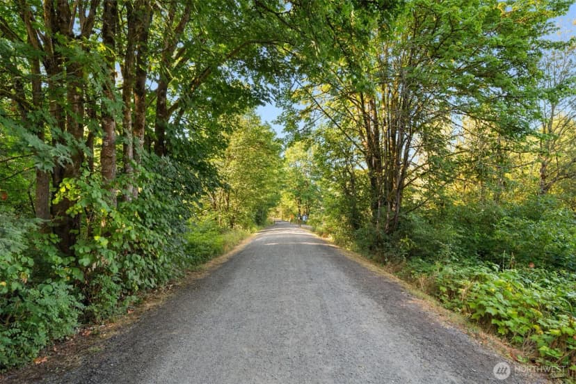 Property photo for 13 Xxx Carnation Duvall Road Ne, Duvall photo 13