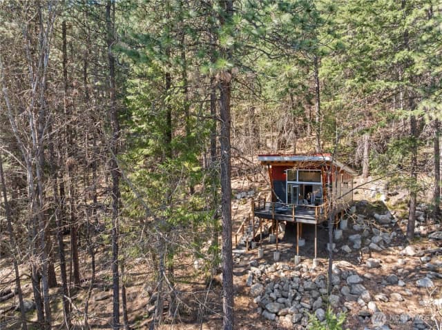 Property photo for 8056 Bayne Road, Leavenworth photo 2
