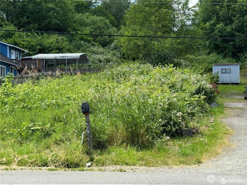 Property photo for 14253 Macadam Road S, Tukwila photo 11
