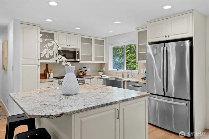 Property photo for 3411 77th Place Se, Mercer Island photo 12