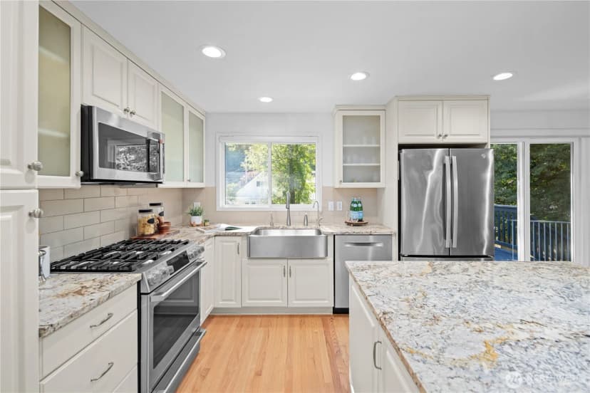 Property photo for 3411 77th Place Se, Mercer Island photo 16