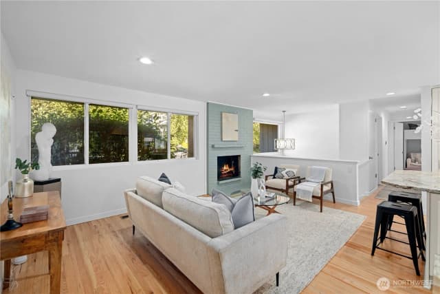 Property photo for 3411 77th Place Se, Mercer Island photo 5