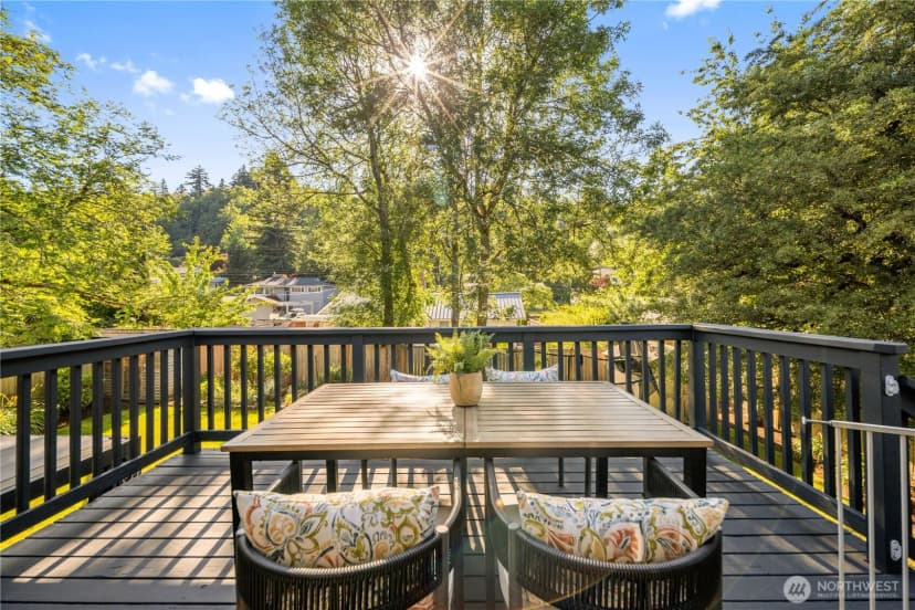 Property photo for 3411 77th Place Se, Mercer Island photo 29