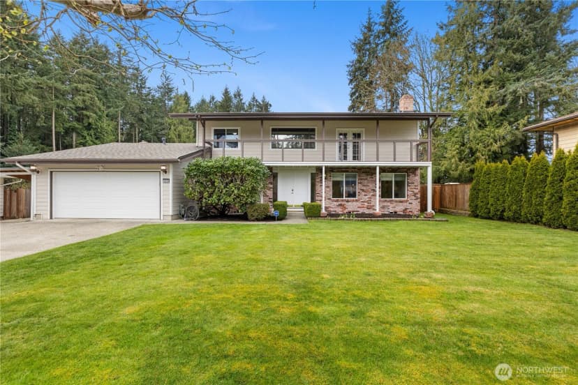 Property photo for 12028 31st Drive Se, Everett