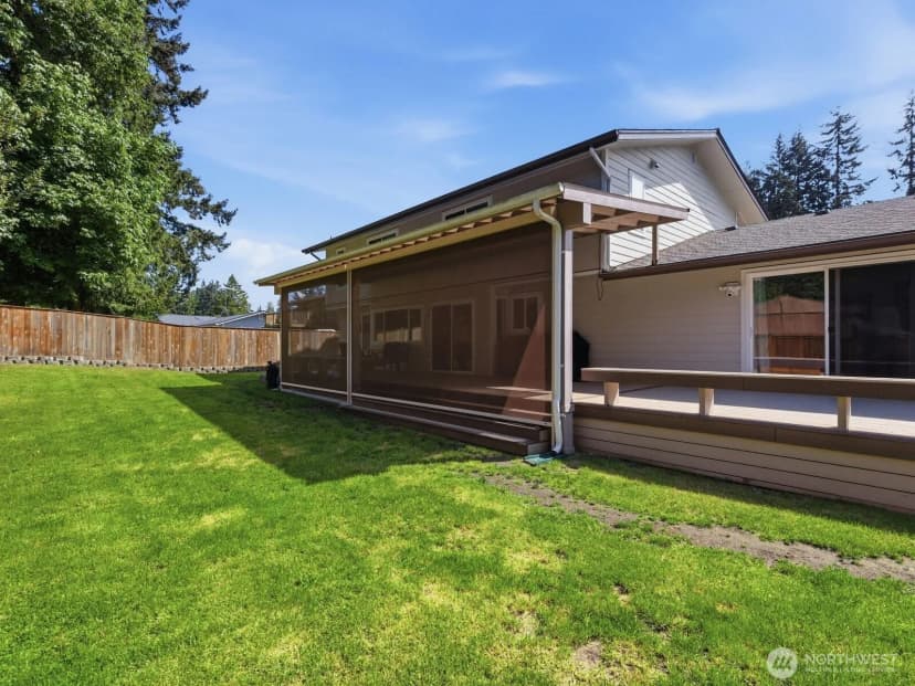 Property photo for 12028 31st Drive Se, Everett photo 32