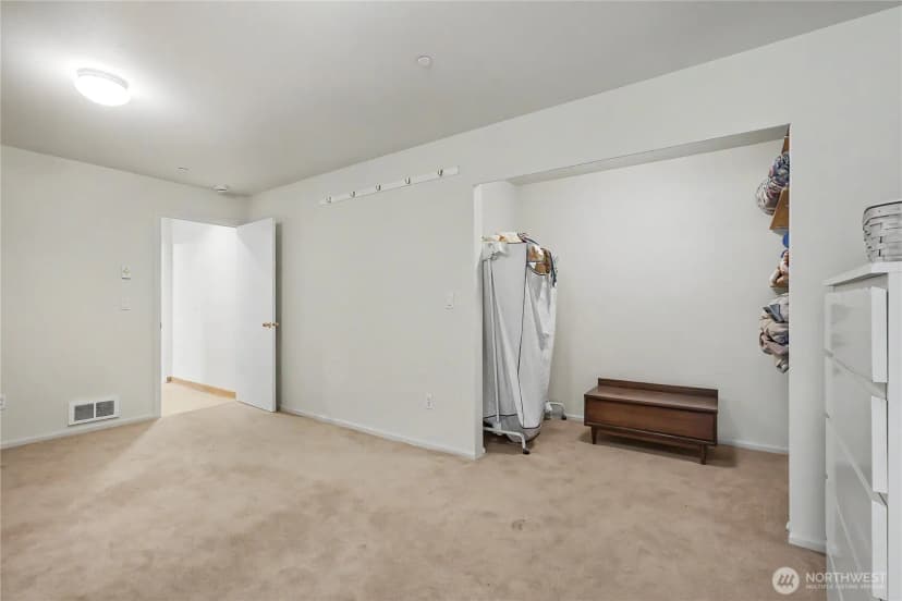 Property photo for 48513 144th Avenue E, Eatonville photo 17