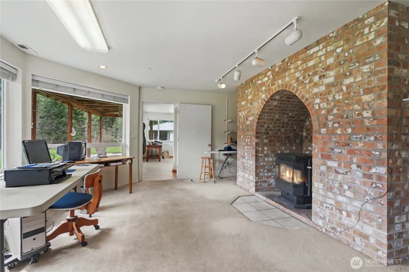 Property photo for 48513 144th Avenue E, Eatonville photo 13