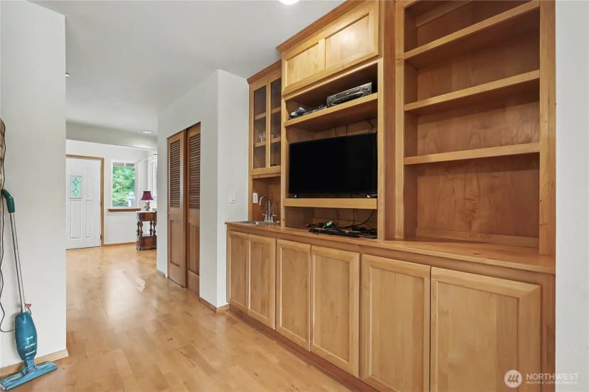 Property photo for 48513 144th Avenue E, Eatonville photo 7