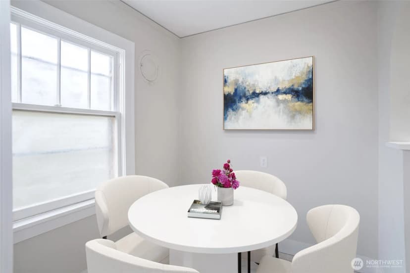 Property photo for 1605 E Olive Street #307, Seattle photo 4